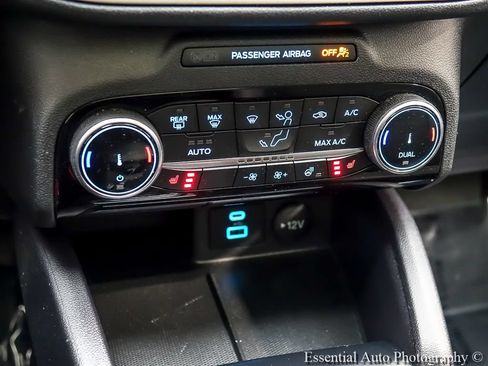 Certified 2022 Ford Escape SEL w/ SEL Stealth AWD Package image 20
