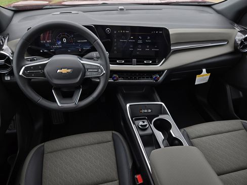 New 2026 Chevrolet Equinox LT w/ Convenience Package II AWD/4WD image 20