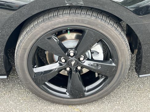 Used 2021 Ford Mustang Coupe w/ Black Accent Package image 18