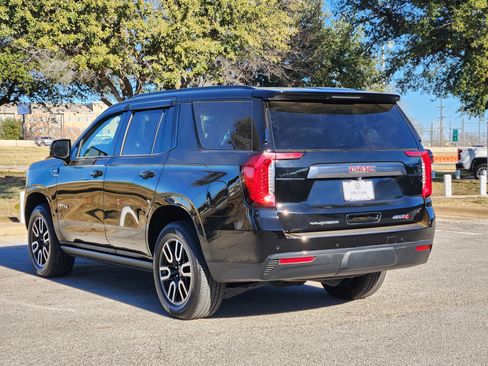 Used 2021 GMC Yukon AT4 w/ AT4 Premium Package image 5