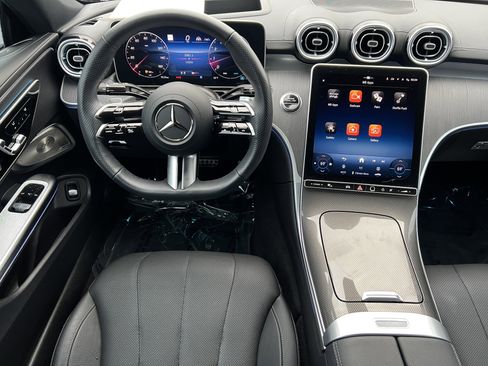 Used 2024 Mercedes-Benz CLE 300 4MATIC Coupe image 32