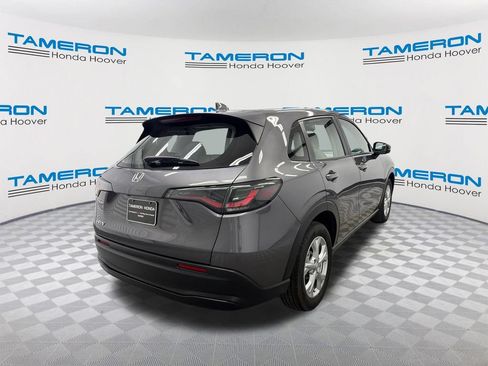 Used 2025 Honda HR-V LX image 5