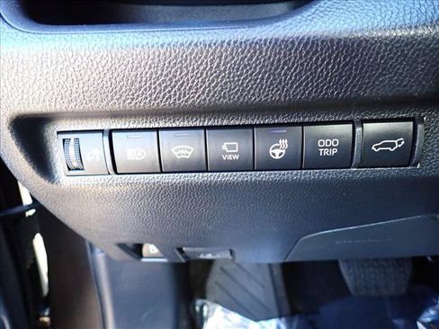 Used 2023 Toyota RAV4 XSE AWD/4WD image 18