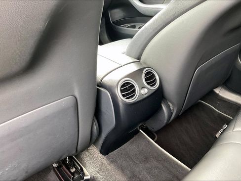 Used 2022 Mercedes-Benz GLC 300 image 10