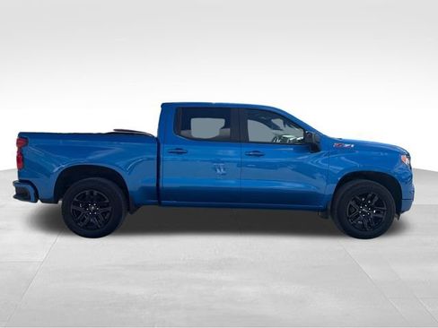 Used 2024 Chevrolet Silverado 1500 RST AWD/4WD image 5