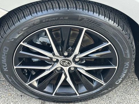 Used 2023 Toyota Camry SE w/ Convenience Package image 29