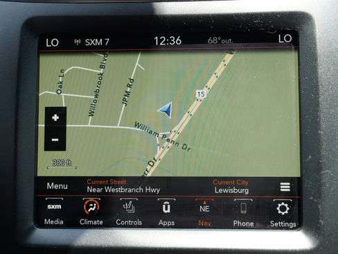 Used 2022 Jeep Cherokee Trailhawk w/ Sound & Nav Group AWD/4WD image 27