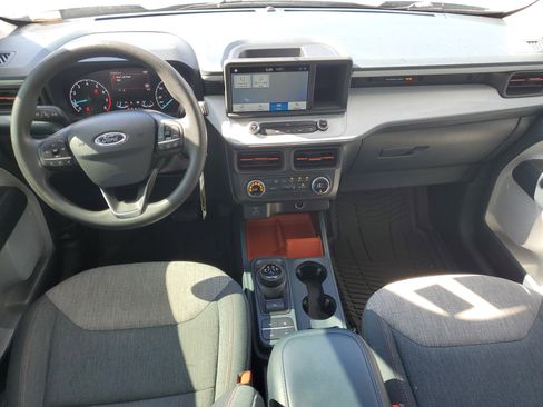 Used 2022 Ford Maverick XLT image 17