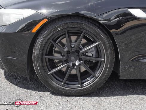 Used 2011 BMW Z4 sDrive35i image 13