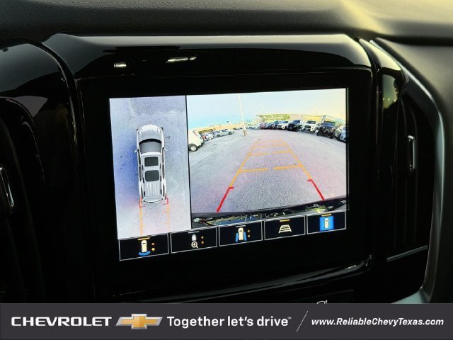 Used 2023 Chevrolet Traverse RS FWD image 23