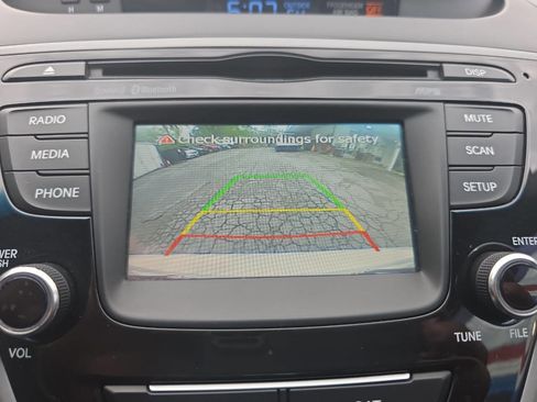 Used 2016 Hyundai Elantra Value Edition FWD image 17