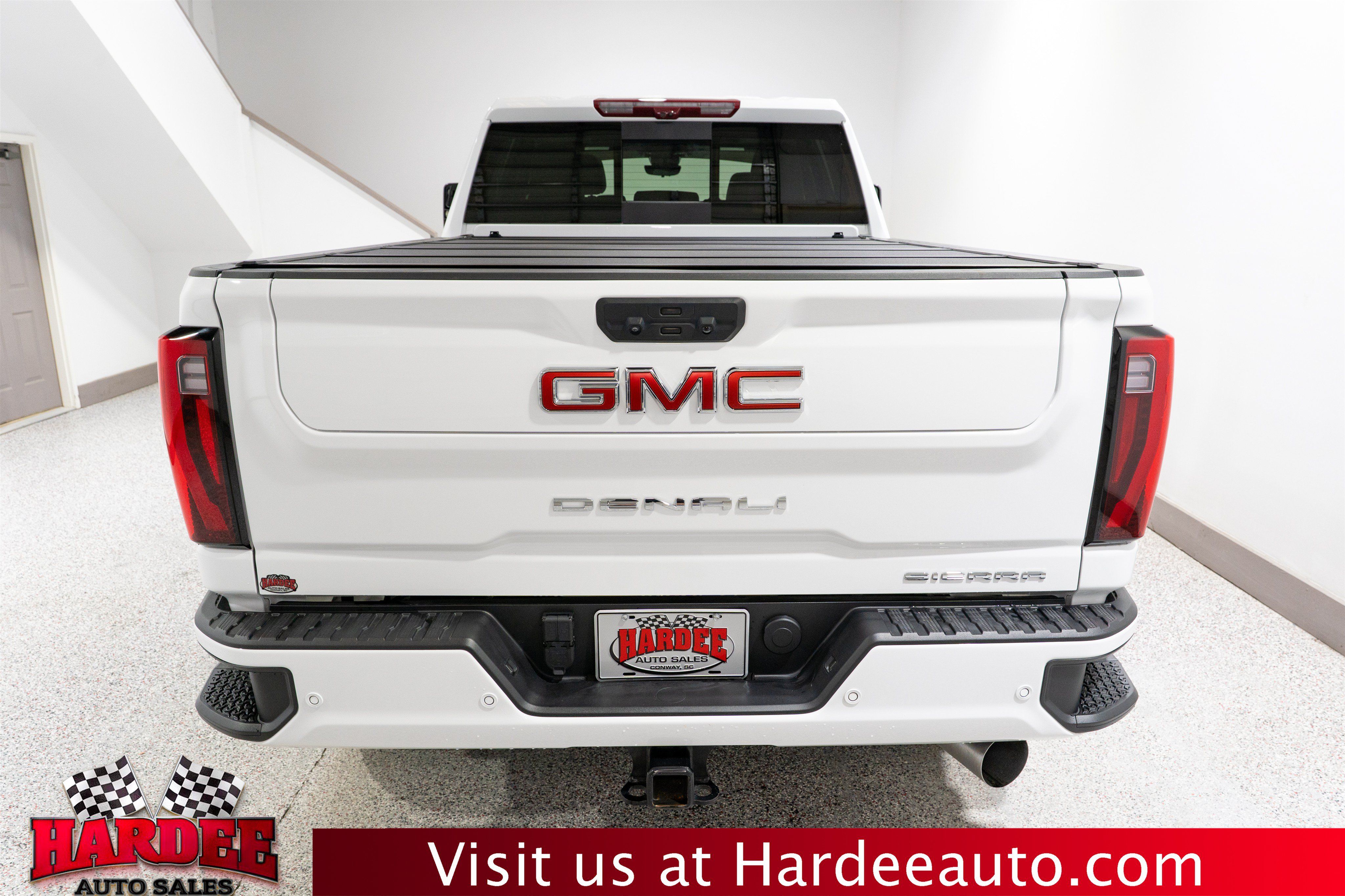 Used 2025 GMC Sierra 2500 Denali w/ Denali Reserve Package AWD/4WD image 4