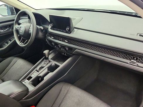 Used 2023 Honda Accord EX image 24