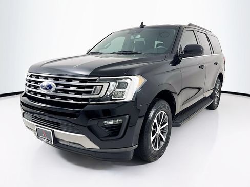 Used 2021 Ford Expedition XLT RWD image 3