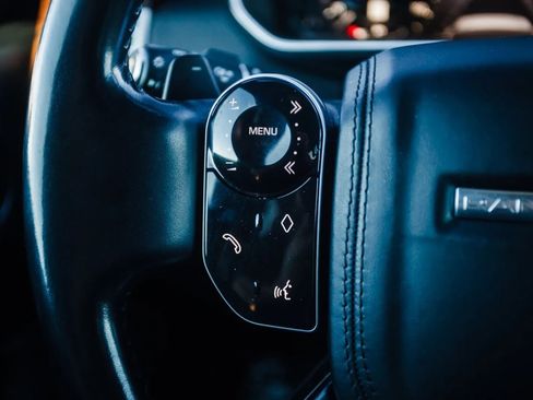 Used 2020 Land Rover Range Rover image 18