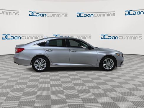 Used 2019 Honda Accord LX image 9