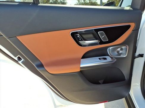 New 2026 Mercedes-Benz GLC 300 image 17