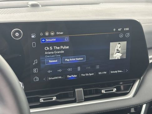 Certified 2025 Chevrolet Equinox LT image 8