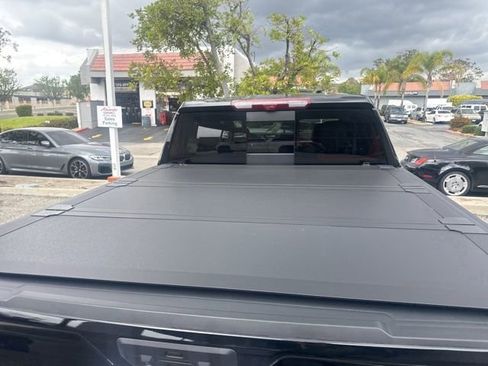 Certified 2025 GMC Sierra 1500 Denali w/ Denali Reserve Package AWD/4WD image 4