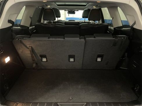 Used 2023 Subaru Ascent Limited w/ Technology Package image 26