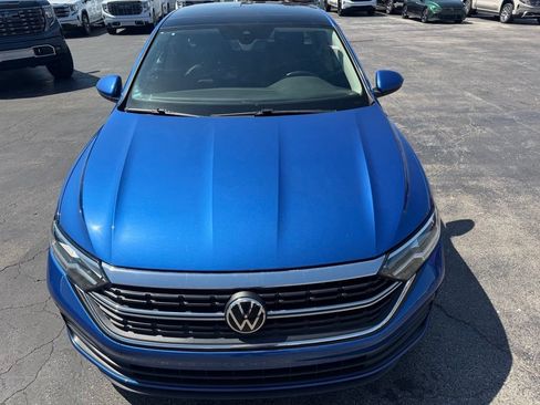 Used 2022 Volkswagen Jetta SE FWD image 9