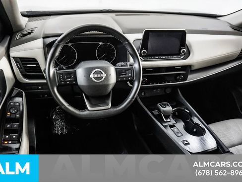 Used 2025 Nissan Rogue SV FWD image 26