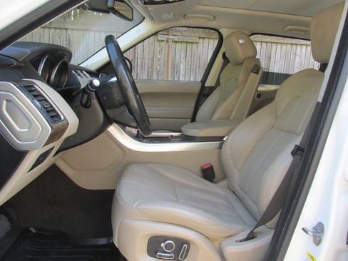 Used 2016 Land Rover Range Rover Sport HSE image 52