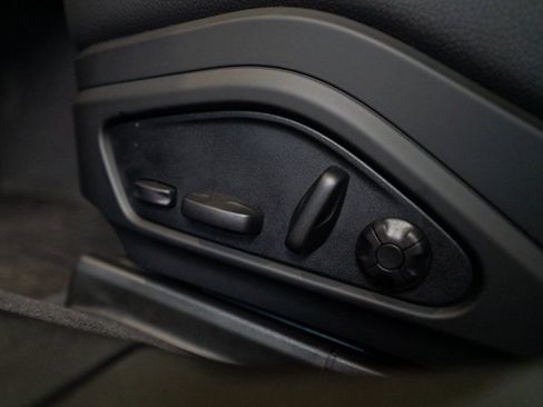 New 2025 Porsche Panamera 4 AWD/4WD image 19