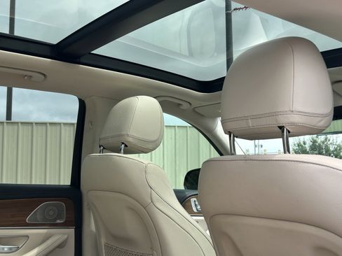 Used 2021 Mercedes-Benz GLE 450 4MATIC image 18