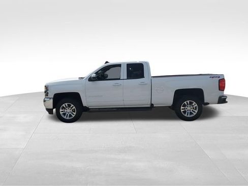 Used 2017 Chevrolet Silverado 1500 LT w/ All Star Edition AWD/4WD image 7