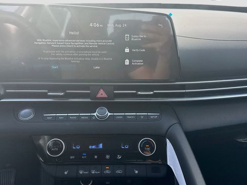 New 2026 Hyundai Elantra Limited FWD image 10