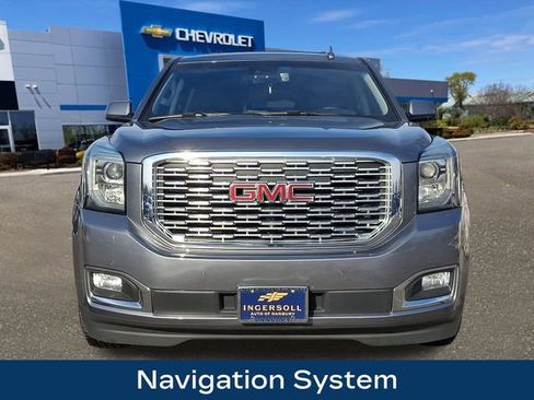 Used 2019 GMC Yukon XL Denali w/ Denali Ultimate Package image 3