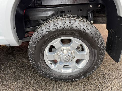 Used 2018 RAM 2500 Big Horn w/ Harvest Edition AWD/4WD image 8