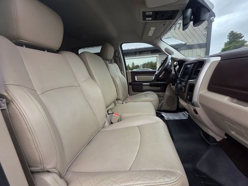 Used 2016 RAM 2500 Laramie w/ Convenience Group image 13
