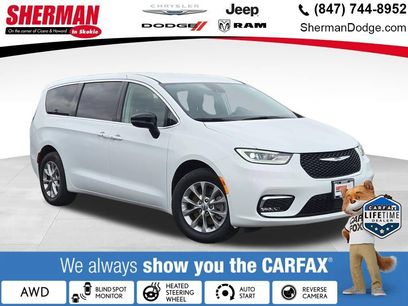 Used 2024 Chrysler Pacifica Touring-L