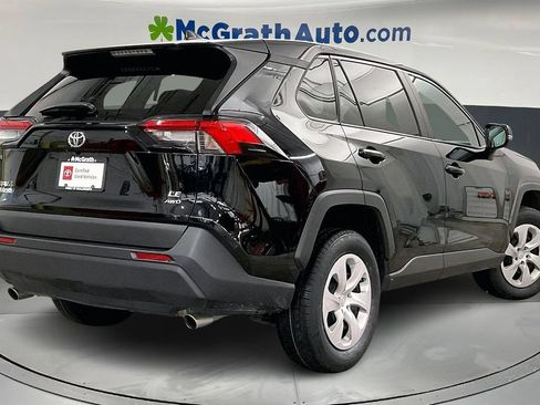 Used 2024 Toyota RAV4 LE AWD/4WD image 16