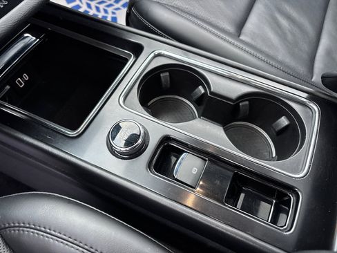 Certified 2022 Lincoln Corsair Reserve w/ Elements Package image 24