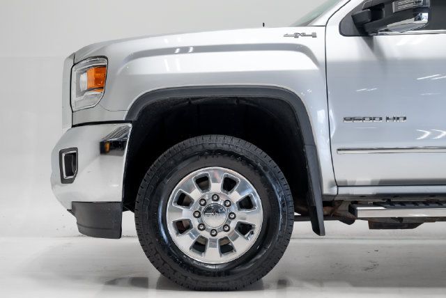 Used 2017 GMC Sierra 2500 SLT AWD/4WD image 28