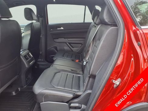 Used 2020 Volkswagen Atlas Cross Sport SEL Premium AWD/4WD image 28