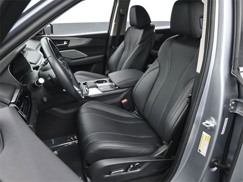 Used 2023 Acura MDX SH-AWD image 23