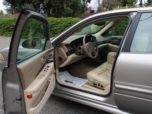 Used 2004 Buick Le Sabre Limited w/ Celebration Edition Package image 5