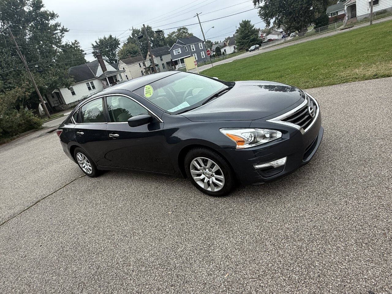 Used 2014 Nissan Altima 2.5 S FWD image 5