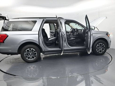 Used 2024 Ford Expedition Max XLT AWD/4WD image 58