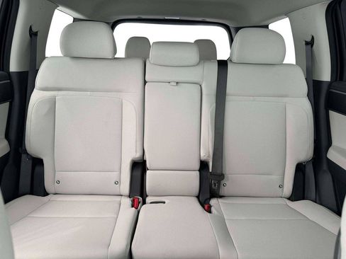 New 2026 Hyundai Santa Fe SE FWD image 16