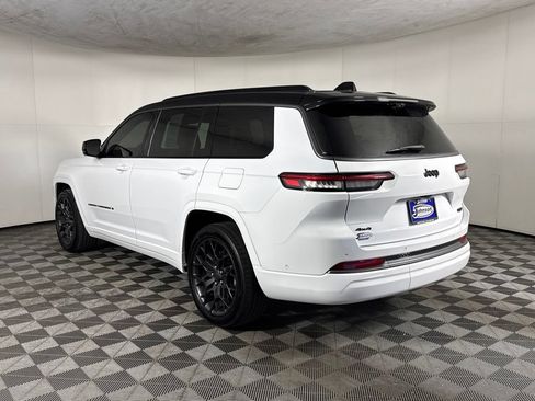 Used 2026 Jeep Grand Cherokee L Summit w/ Obsidian Package AWD/4WD image 7