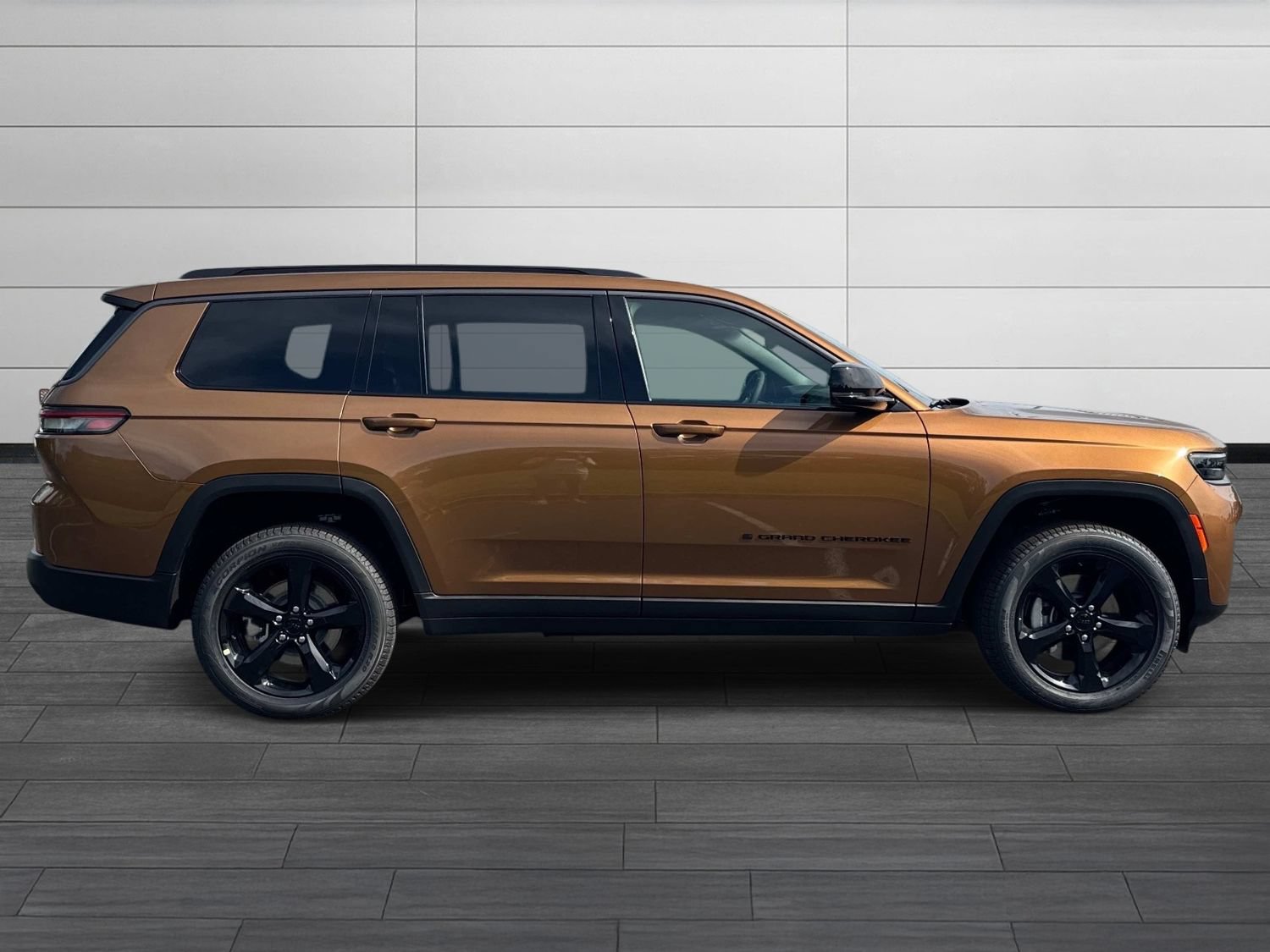 New 2026 Jeep Grand Cherokee Limited w/ Limited Altitude Package AWD/4WD image 3