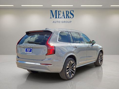 New 2026 Volvo XC90 B6 Plus w/ Protection Package Premier image 5