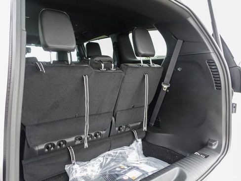 New 2026 Chrysler Voyager LX image 25