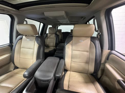 Used 2014 Nissan Armada Platinum w/ Platinum Reserve Package AWD/4WD image 16