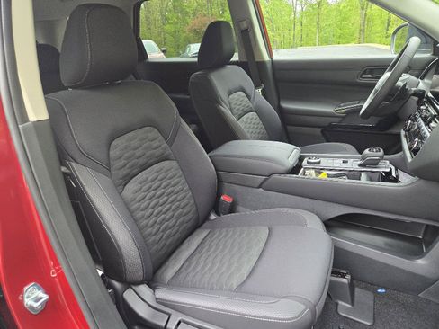 New 2026 Nissan Pathfinder SV AWD/4WD image 12